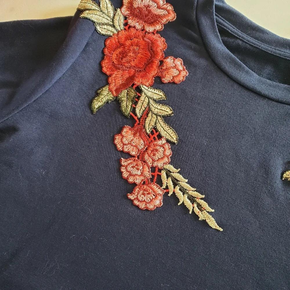 Blue Floral Embroidered Sweatshirt Romwe